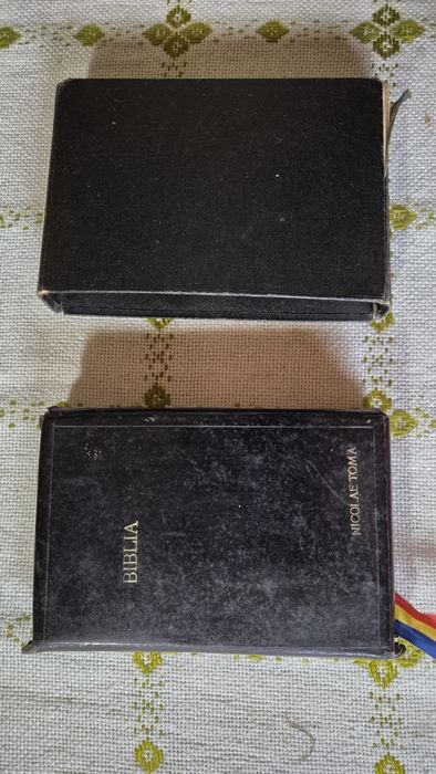 Carte veche religie Biblia carte veche