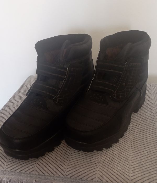 Кроссовки зимние