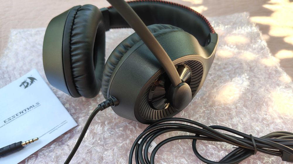 Casti gaming cu fir Redragon H130 PC, Xbox, Playstation