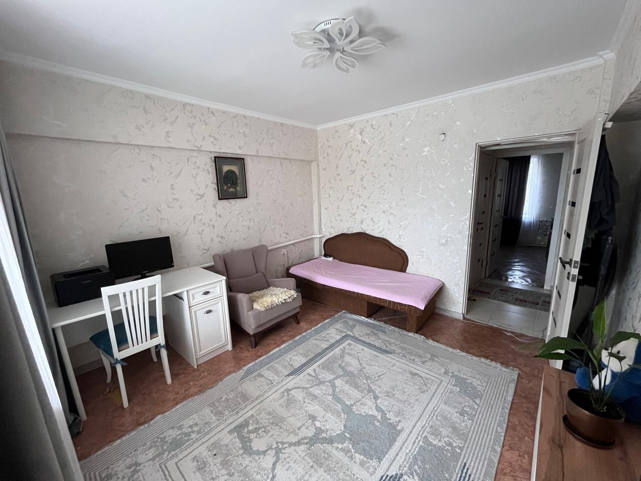 Продам 3-х комнатную квартиру
