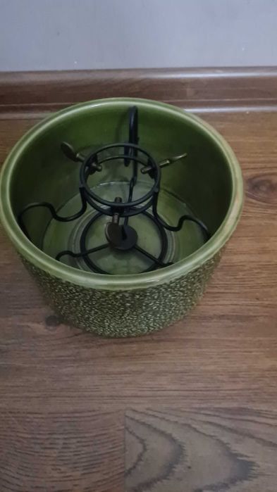 Керамична стойка за елха