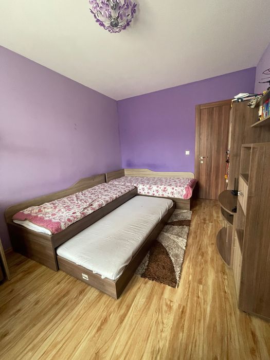 Единични легла с допълнително трето