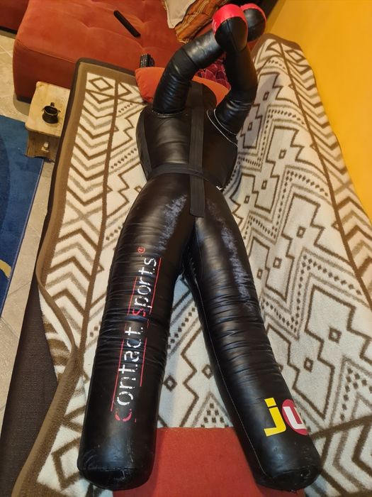 Manechin din piele mare,tip sac de box lupte, box etc