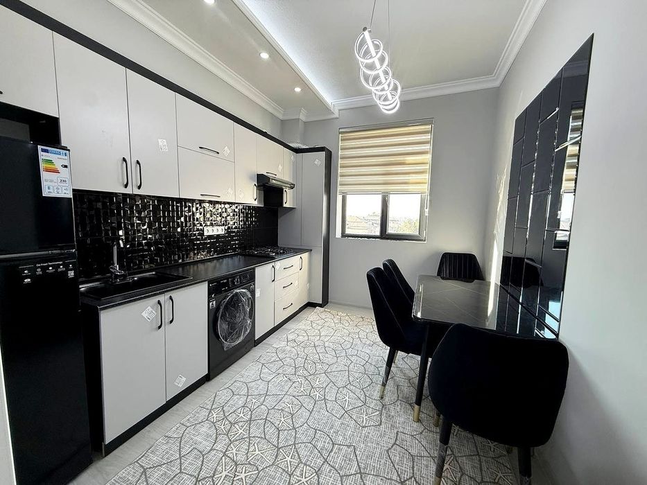 3 комнатная квартира 94м² Геофизика