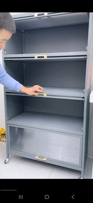 Шкаф достаточно большой для кухни.shkaf oshhona uchun kattakon baqquvv