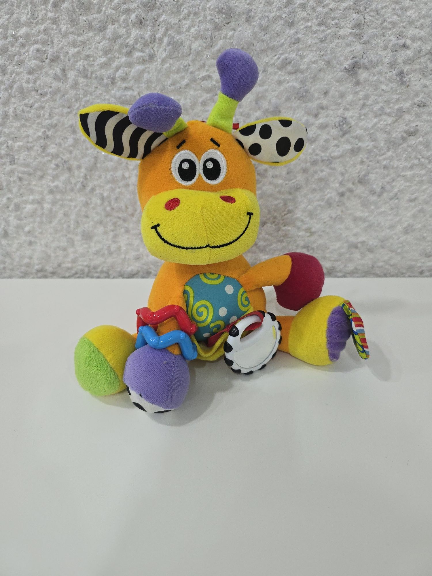 жирафче на Playgro
