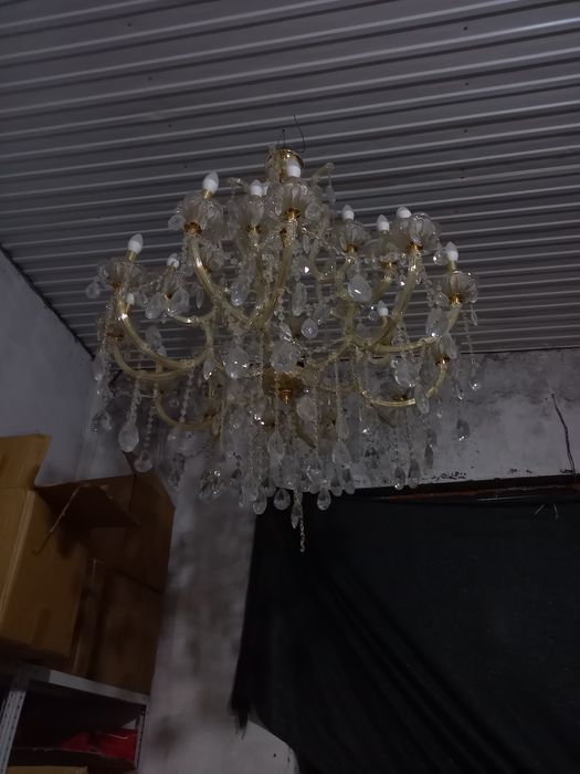 Люстра хорошем состояние