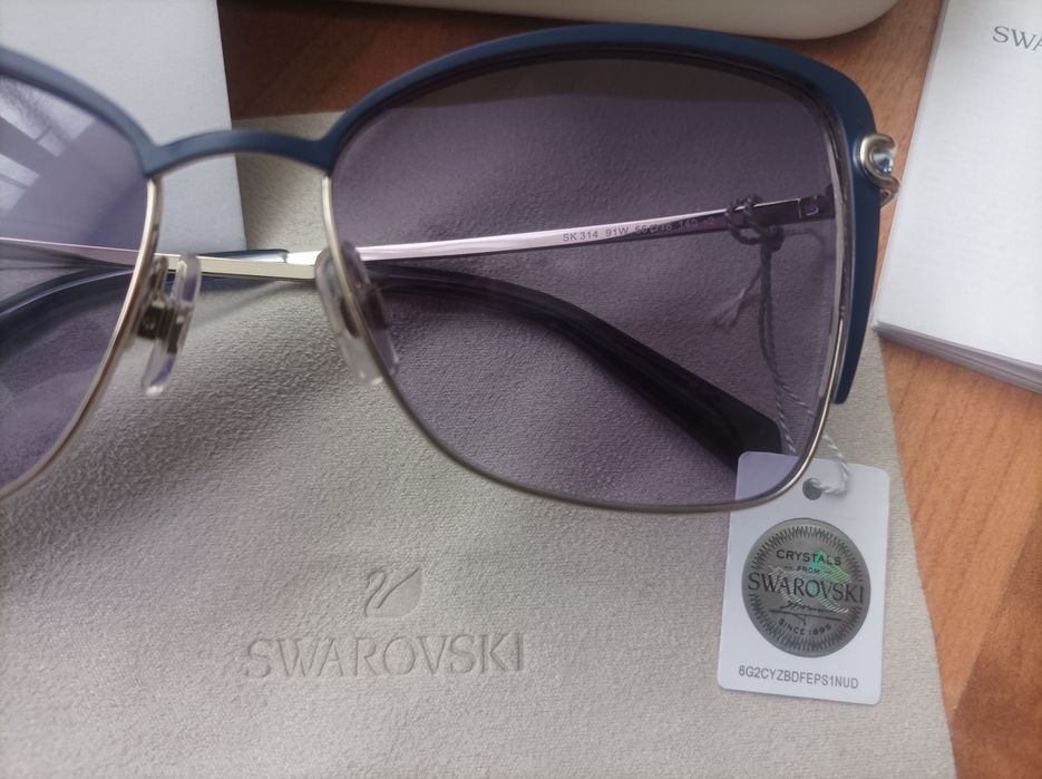 Swarovski нови оригинални слънчеви очила