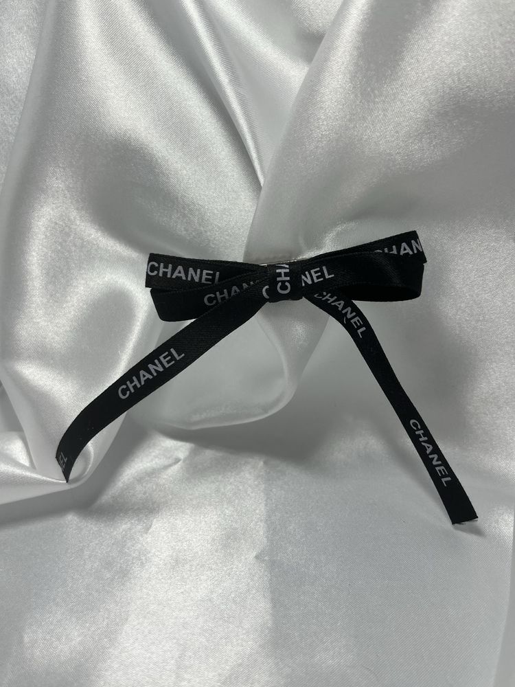 Clama de par Chanel