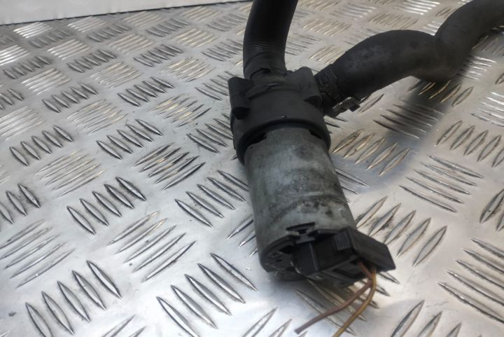 Pompa recirculare apa  a2038350064 Mercedes-Benz C-Class W203/S203/CL
