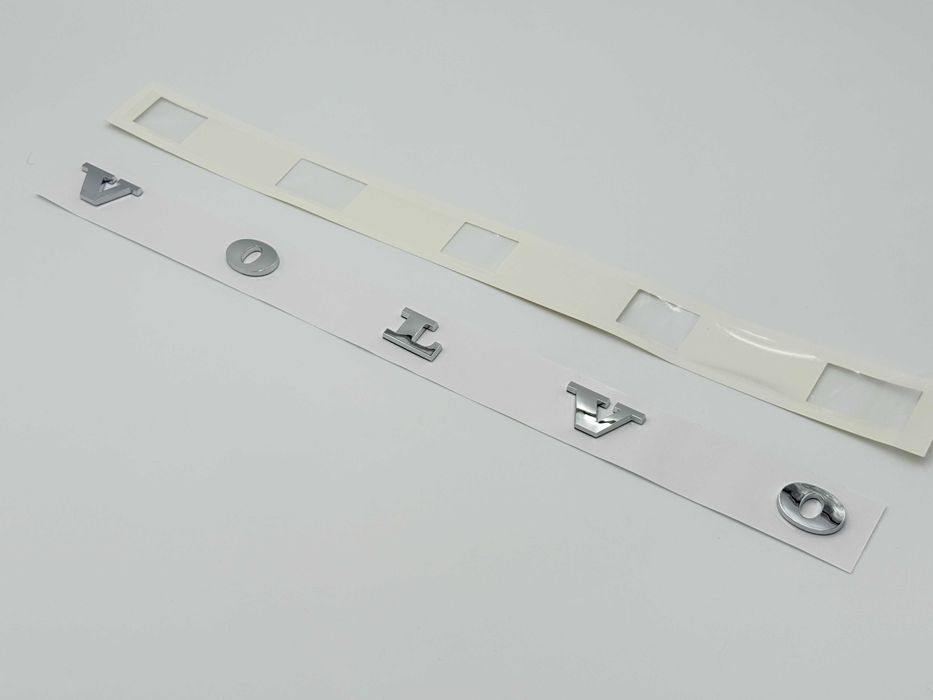 Emblema VOLVO spate crom