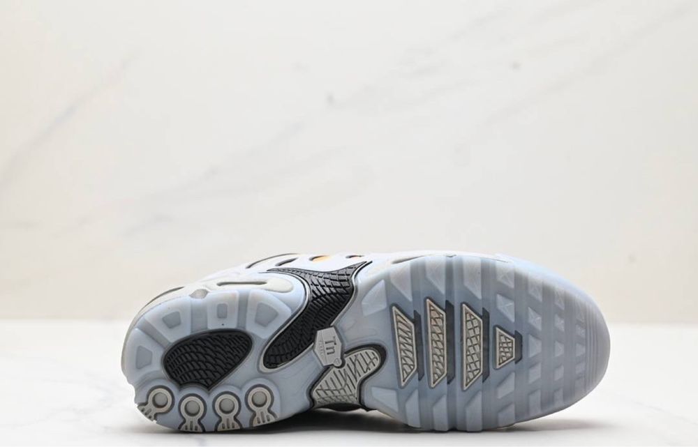 Nike Air Max Plus Drift Grey -40,42,43,44,45