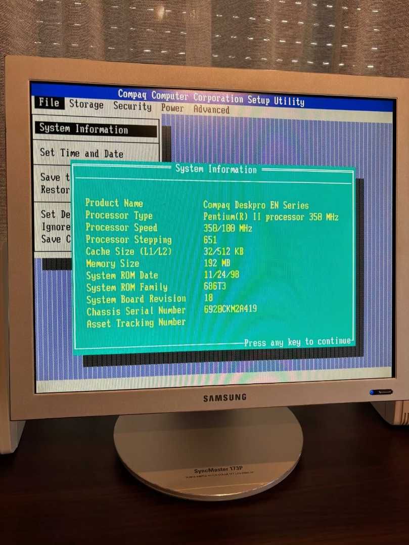 Calculator PC vintage Compaq Deskpro, Pentium II 350 Mhz