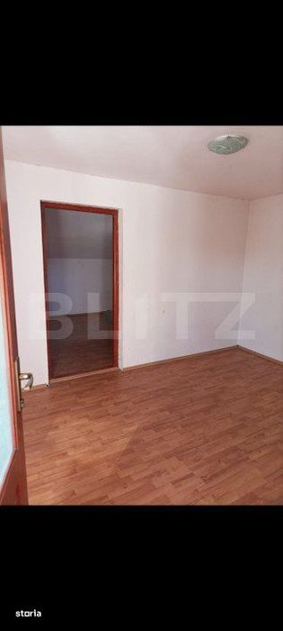 Casa de vanzare cu 5 camere