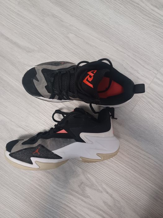 Pantofi Jordan baieti