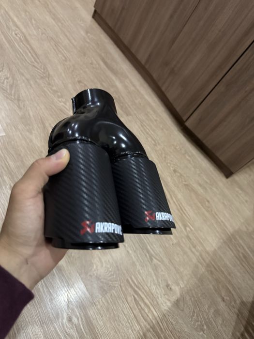 Чисто нови накрайници за ауспух akrapovic 2бр