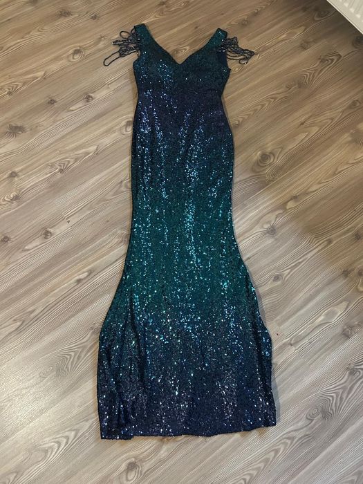 Rochie de ocazie deosebita