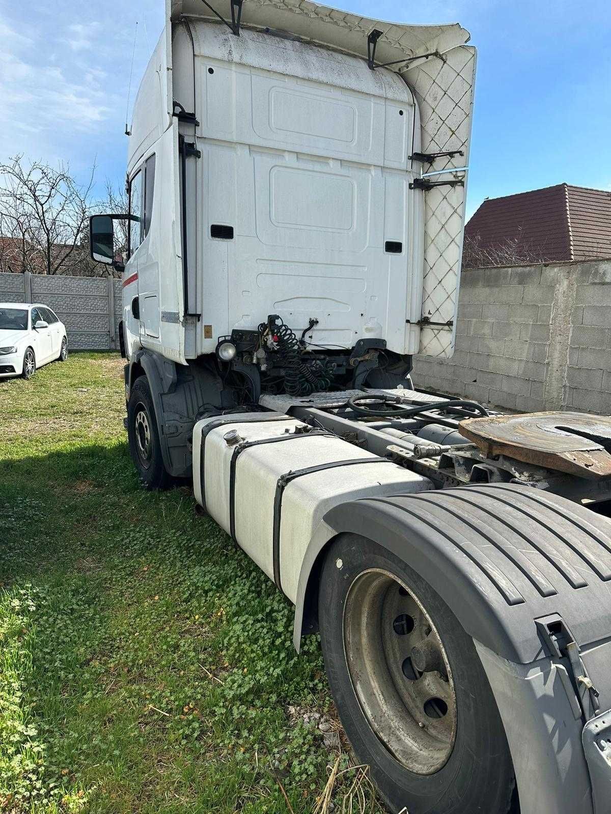 Cap Tractor Scania 124 L
