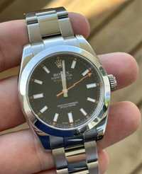 Rolex Milgauss origina

Otel 

40mm 

An 2008 

Acte - Card Service Ro