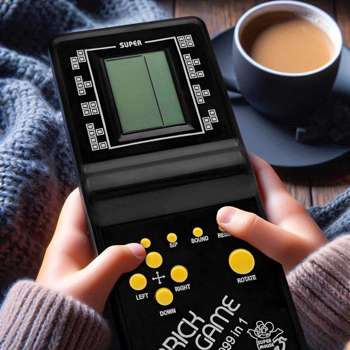Joc retro portabil Tetris cu 9999 jocuri logice si puzzle copii adulti