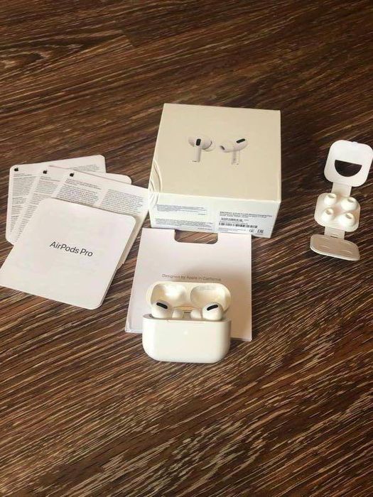 Наушники AirPods Pro