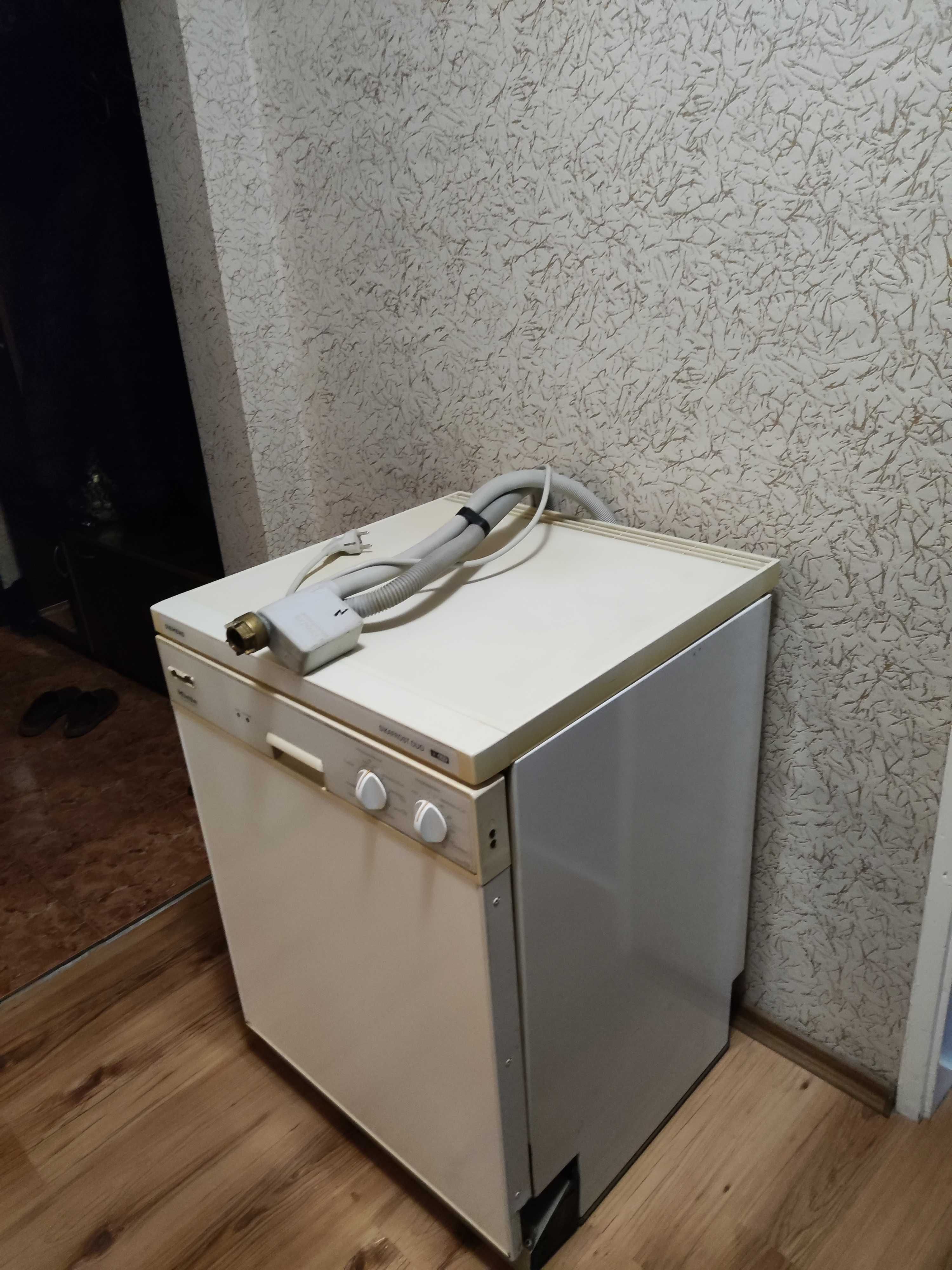 свободно стояща миялна miele
