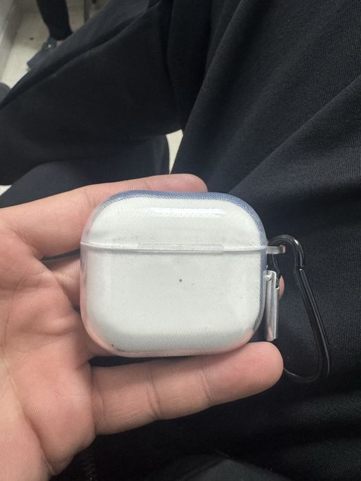 Продается Airpods 3