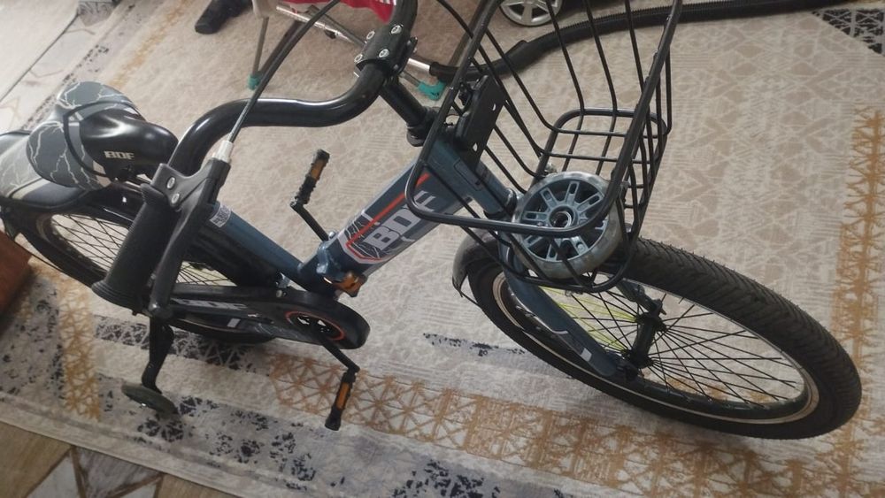 Продам велик б. у.