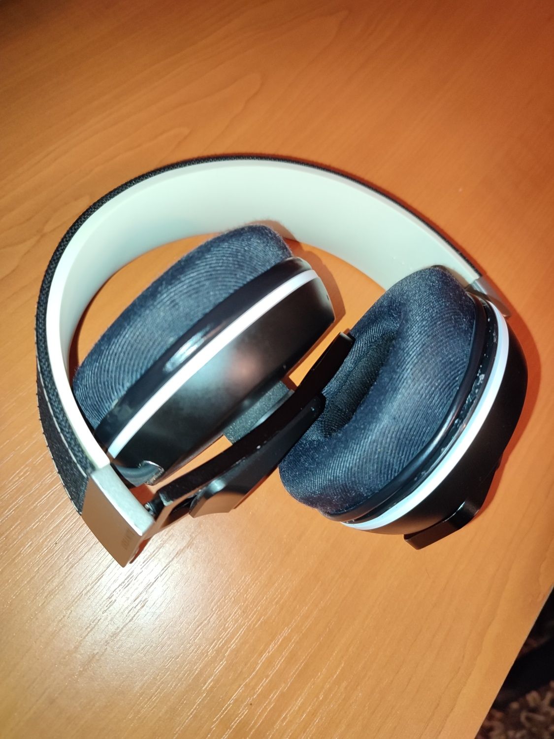 Casti Sennheiser urbanite XL Wireless