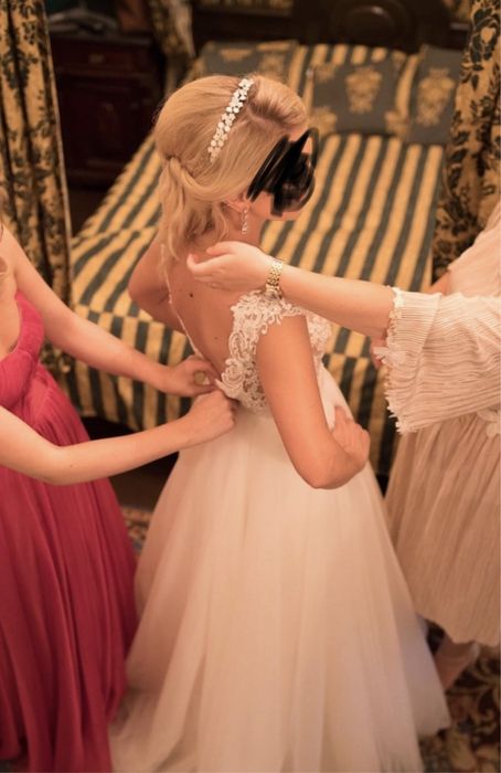 Vand rochie mireasa Natalia Vasiliev