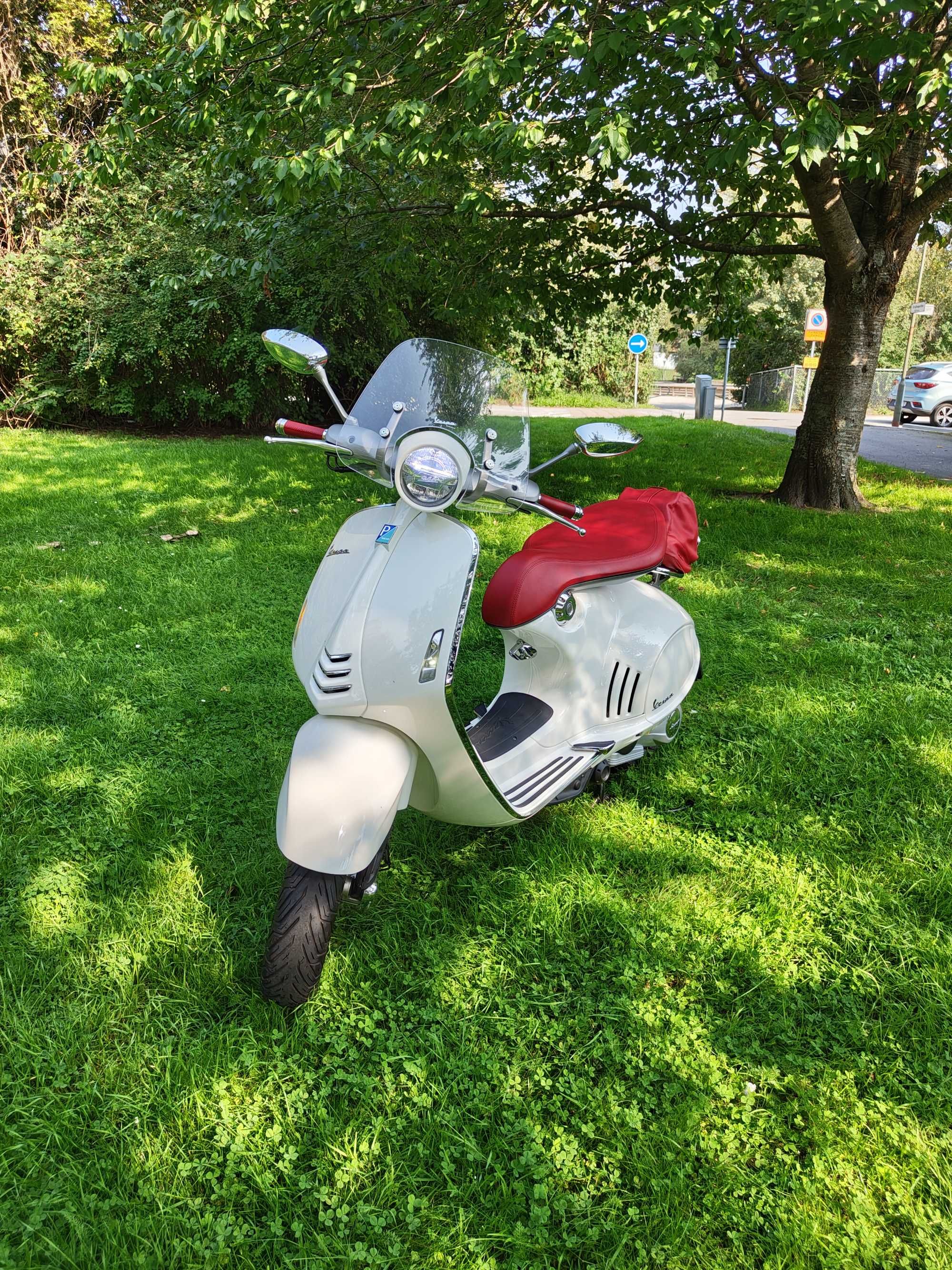 Vespa 946 în stare perfectă!