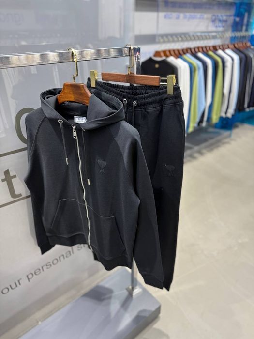 Мъжки екипи различни модели Amiri