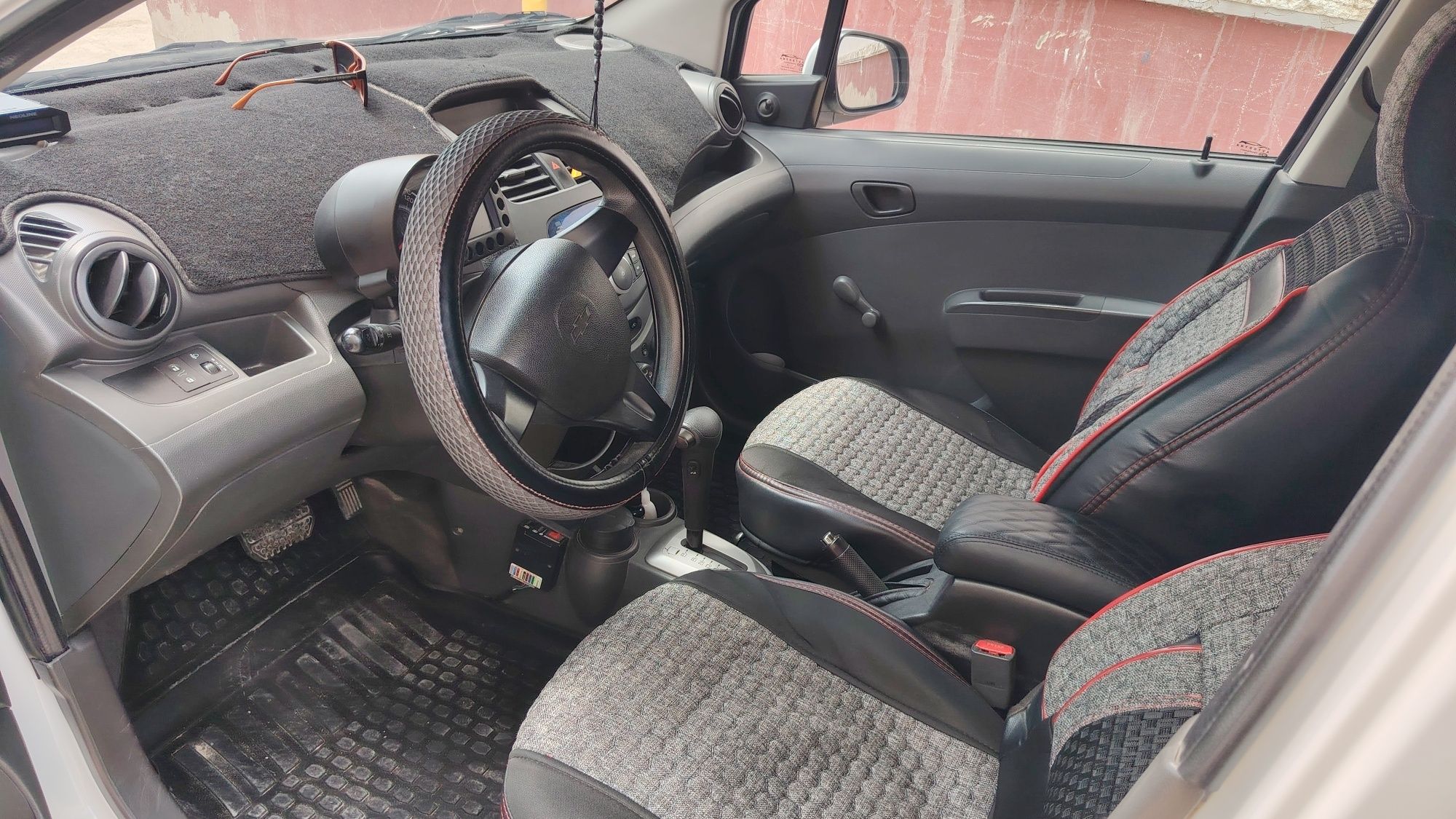Спарк 2014 родной краска 100% 1 позиция автомат