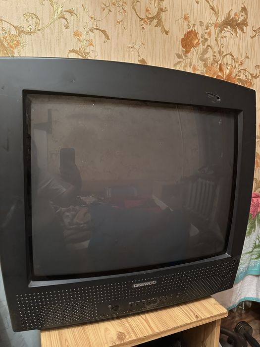 Отдам даром телевизор