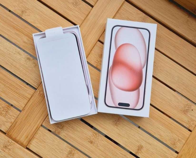 Iphone 15 256GB, 1 година гаранция