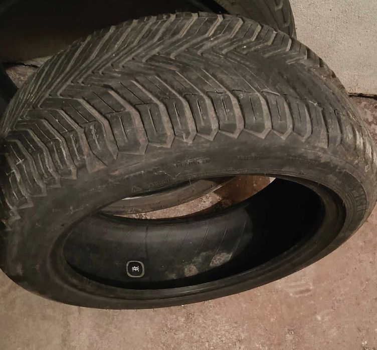 Всесезонни гуми Michelin Crossclimate2. 235/45 R18 DOT4021