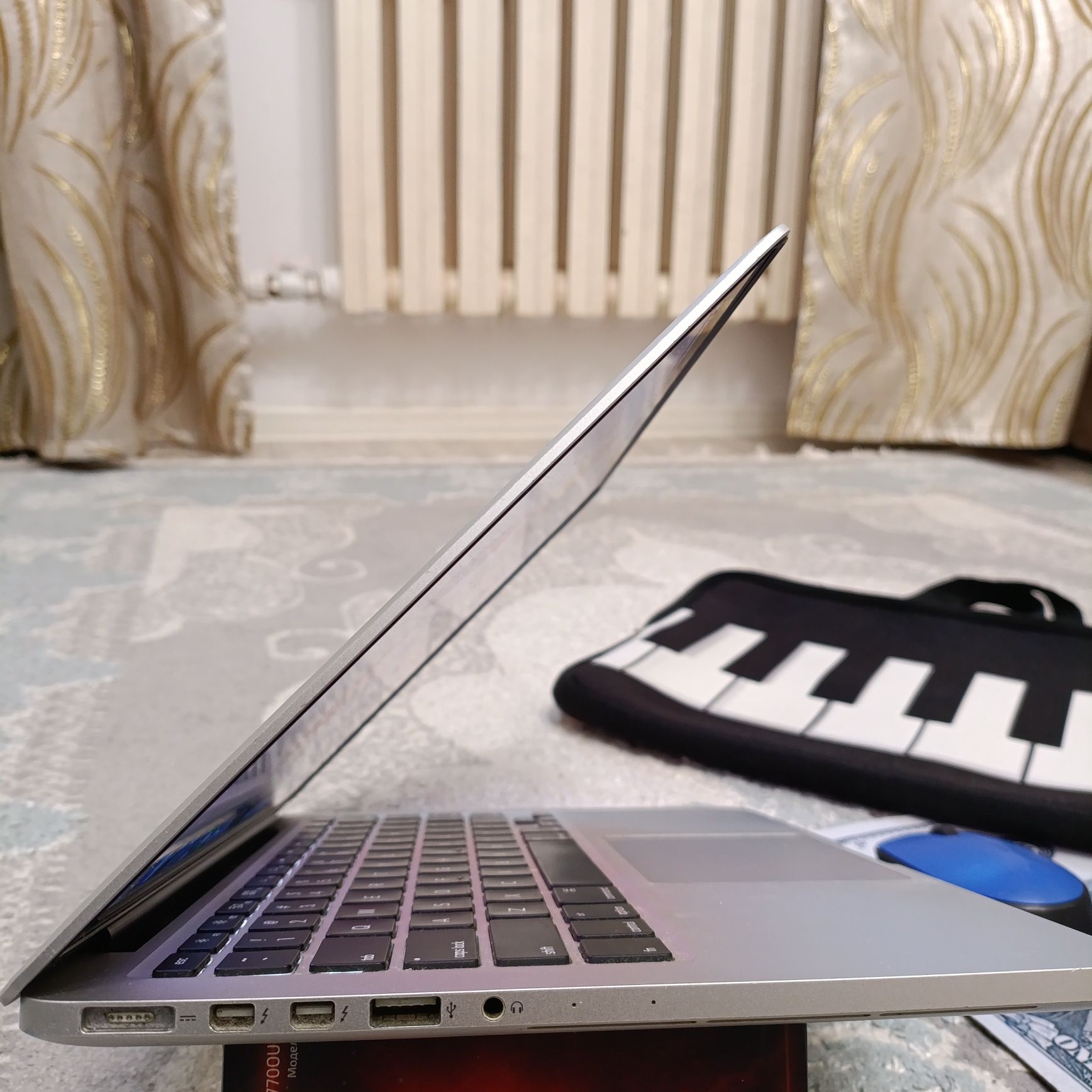 MacBook Pro 13 Retina/SSD-256GB/ОЗУ-8ГБ/Intel Core i5/MacOS Catalina