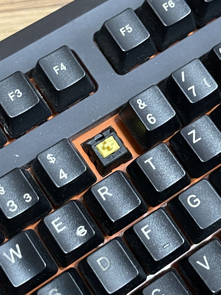 Tastatura Mecanica Gaming Keyboard Rapoo V700 Braided