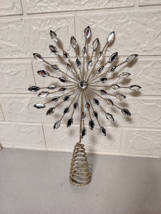 Нов уникален връх за елха