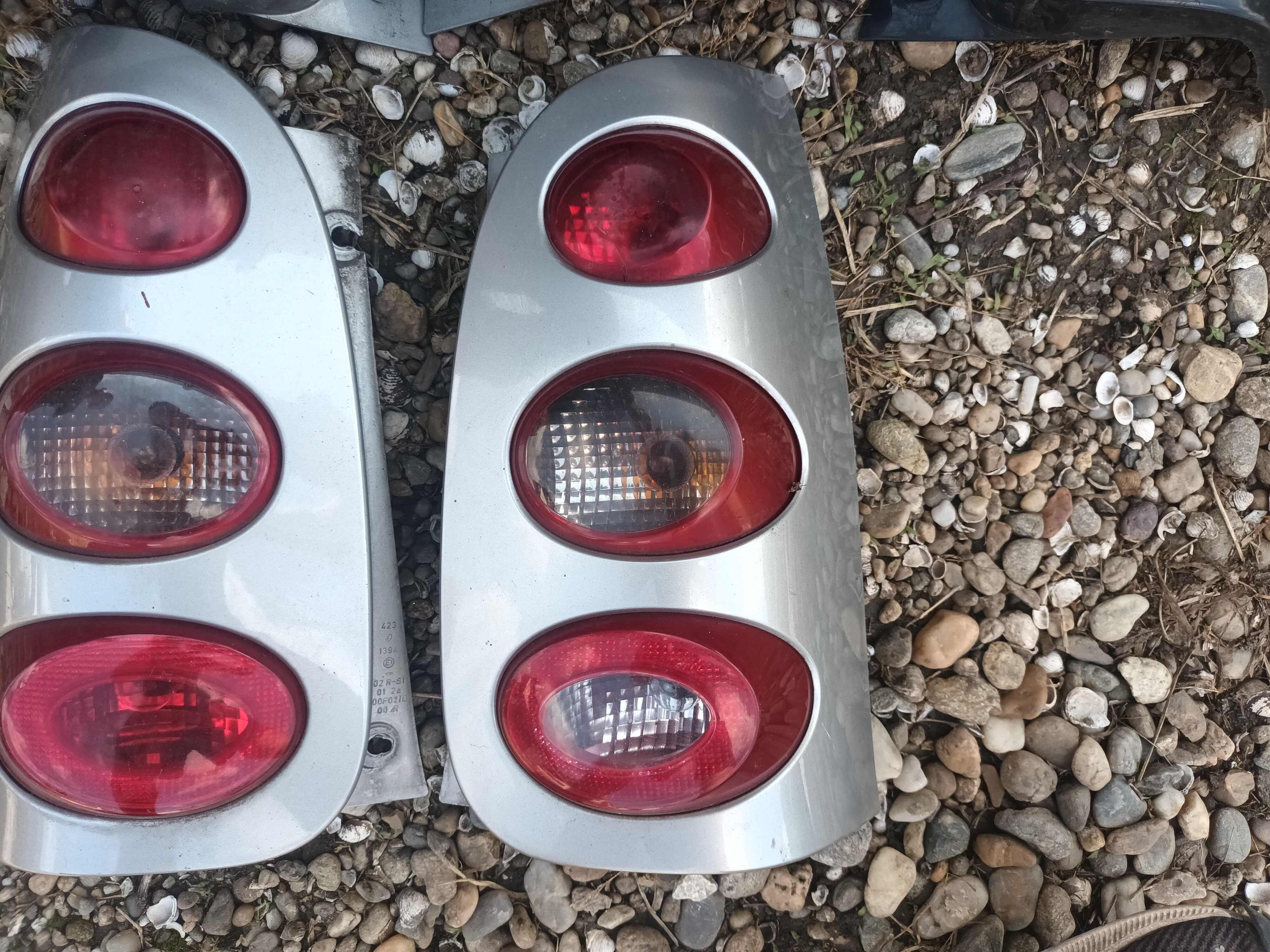 ляв и десен стоп за смар форту SMART FORTWO