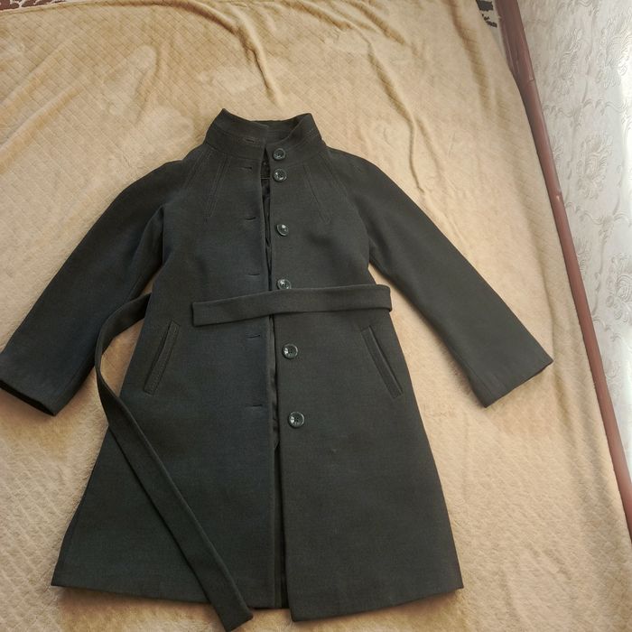 Продам пальто 48 р.