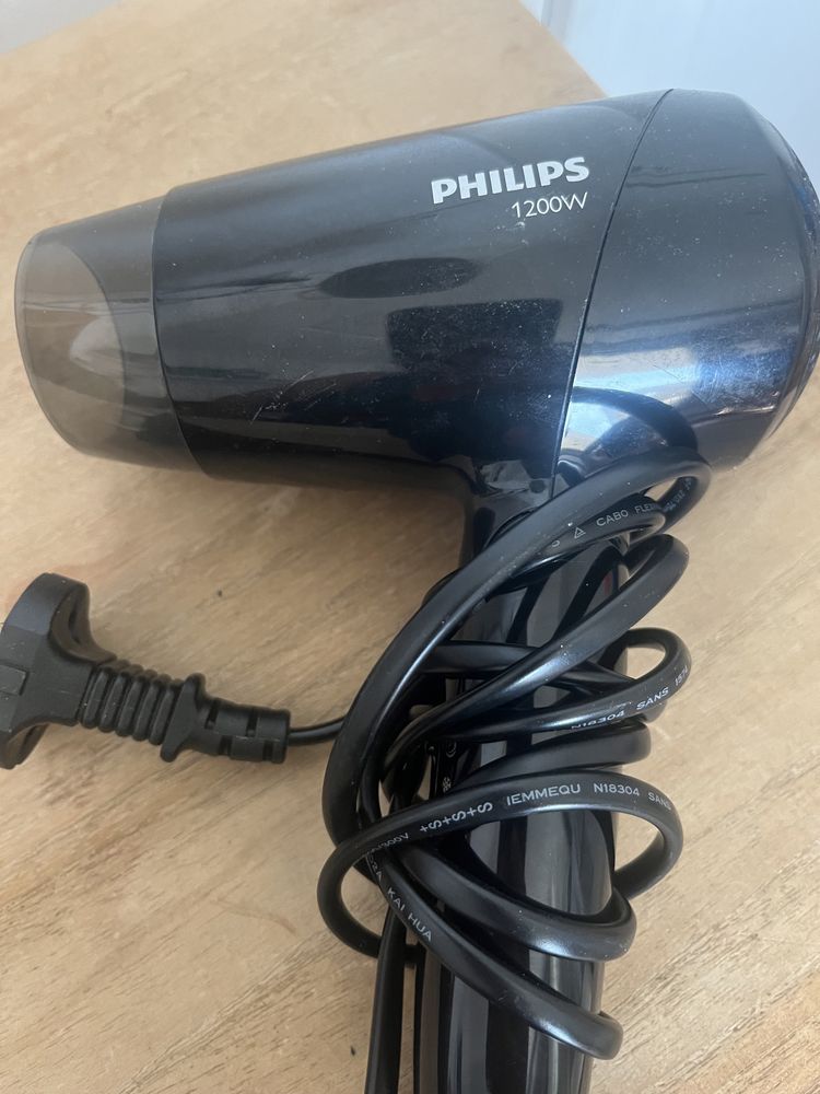 Uscător de păr Philips 1200W – folosit, în stare foarte bună