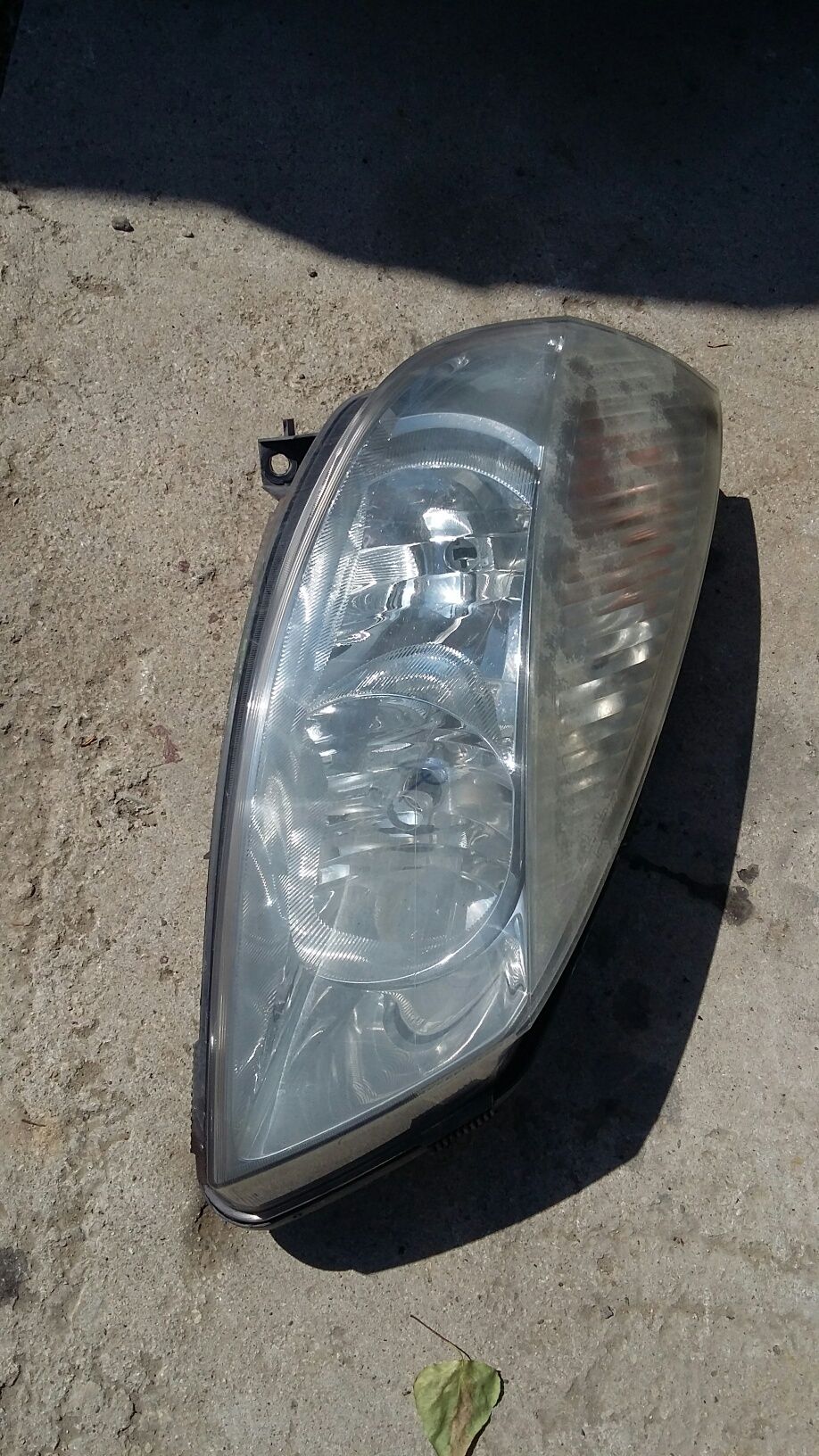 Фар  десен Рено Гранд Сценик /Renault Scenic 2003-2009