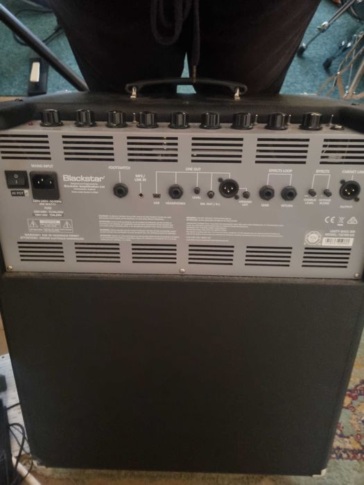 Chitara bass Yamaha + Cub bass Black Star U 500