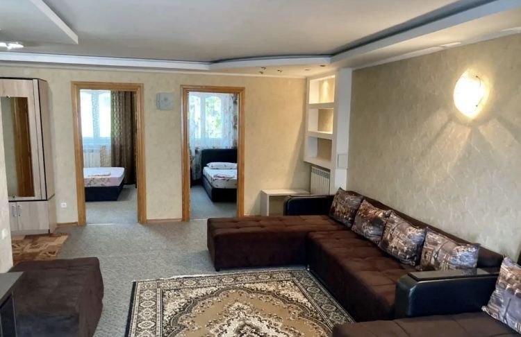 3-х комнатная квартира в Центре посуточно