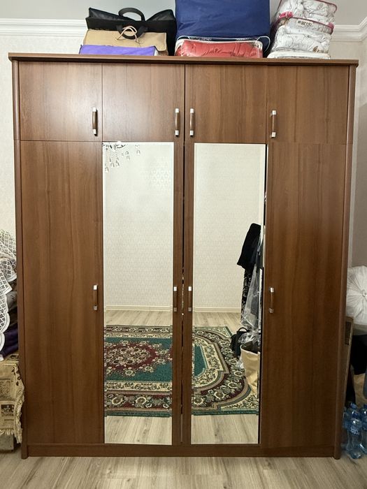 Продается шкаф купе в отличном состояние