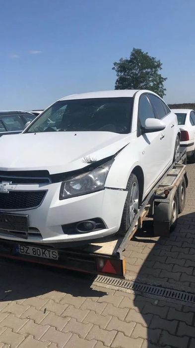 Dezmembram Chevrolet Cruze 1.8 B an fabr. 2011 Automat