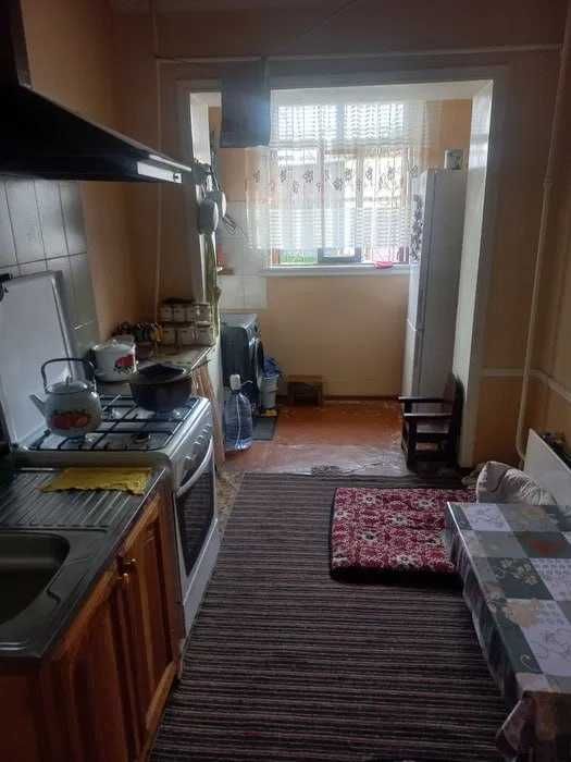 Срочно продается квартира 2/1/4 в Сергели Янги хаёт 53 кв м 45000$