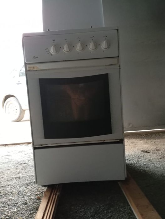 Продам газ плиту