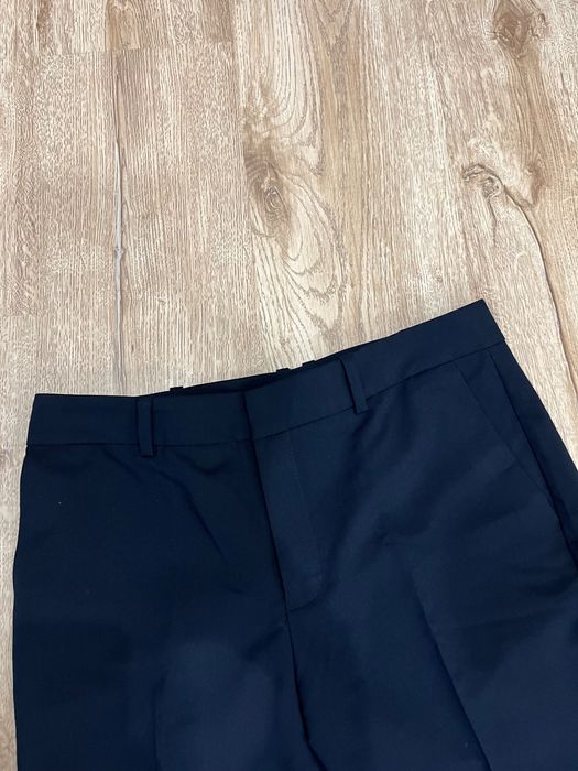 Нов тъмносин панталон Mango